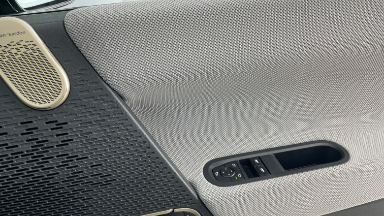 MINI Cooper 135kW E Exclusive [Level 2] 41kWh 3dr Auto Electric Hatchback